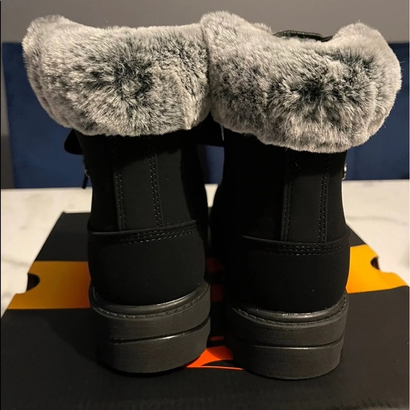 *BRAND NEW* Lugz - Picture 4 of 9